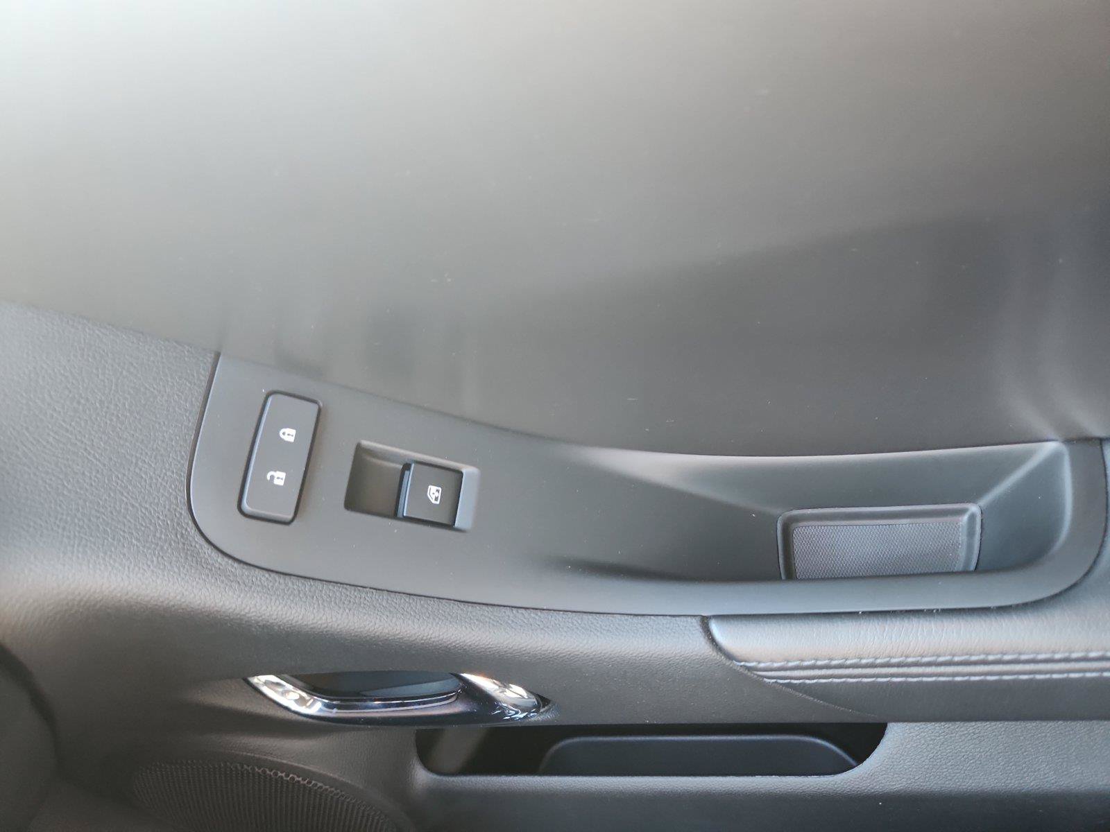 Used 2015 Chevrolet Camaro Z/28 RWD image 35