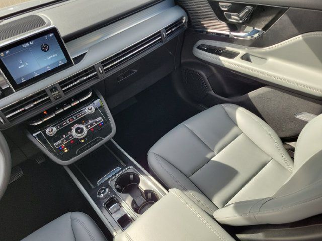Used 2022 Lincoln Corsair FWD image 27