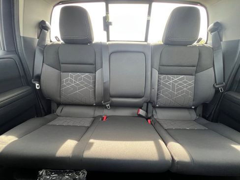 New 2026 Nissan Frontier SV w/ Tow Package image 5