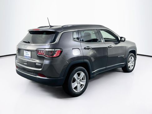 Used 2022 Jeep Compass Latitude w/ Convenience Group AWD/4WD image 5