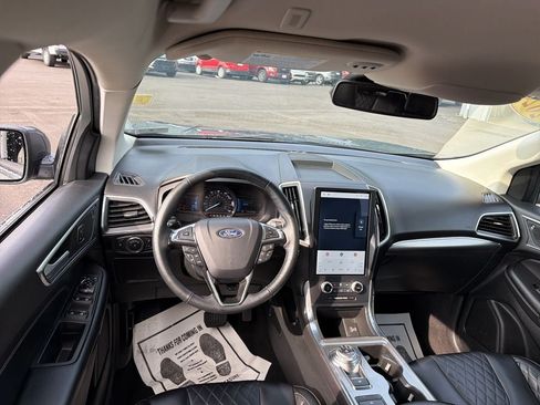 Used 2024 Ford Edge Titanium AWD/4WD image 20