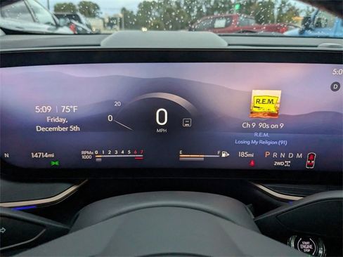 Used 2025 Buick Envision Sport Touring image 29