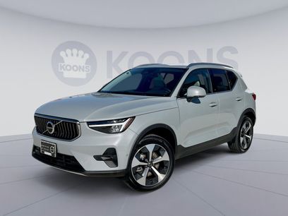 Certified 2024 Volvo XC40 B5 Plus