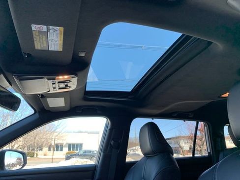 Used 2021 Toyota Highlander XSE image 24