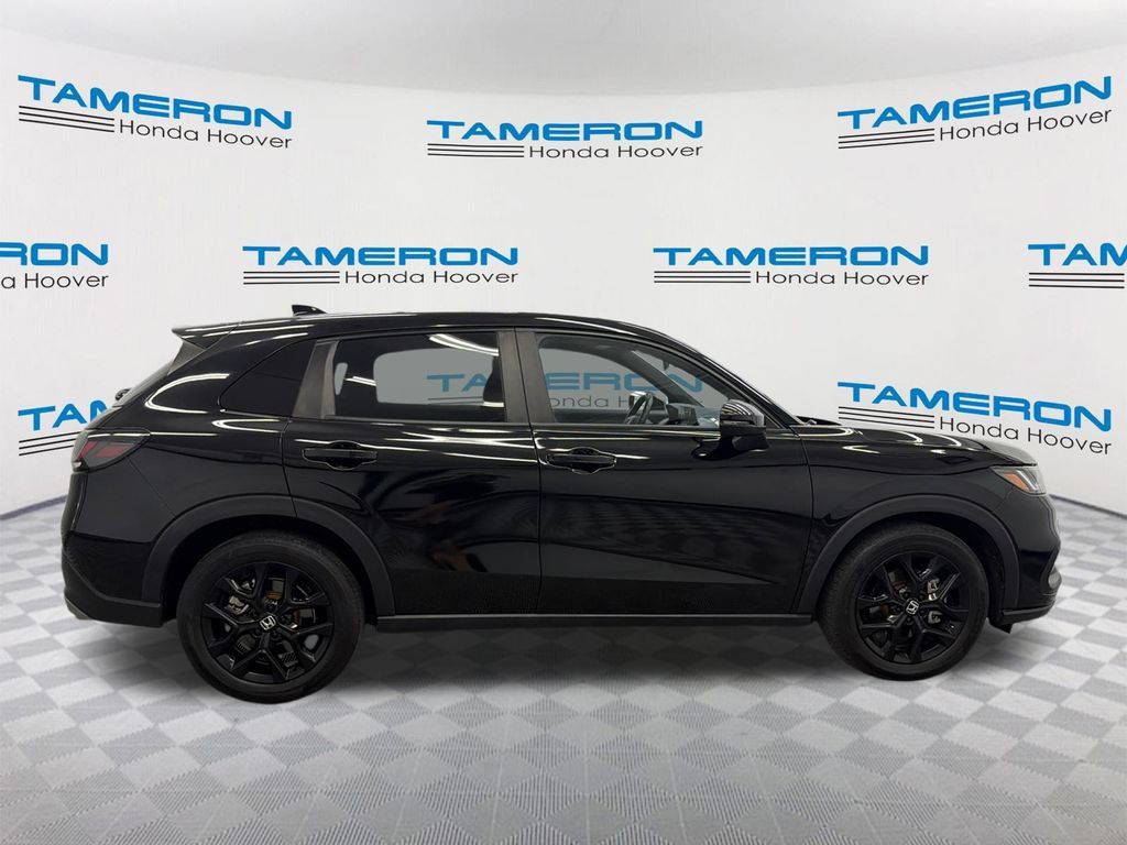Used 2024 Honda HR-V Sport image 6