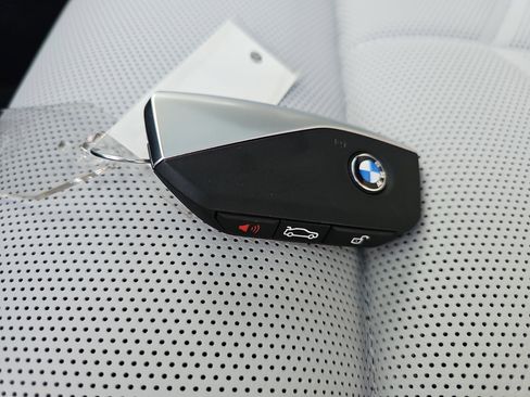 New 2026 BMW 550e xDrive w/ Executive Package AWD/4WD image 37