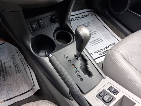 Used 2011 Toyota RAV4 Limited w/ Limited Extra Value Pkg image 13