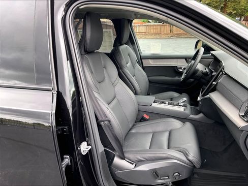 New 2026 Volvo XC90 T8 Ultra w/ Protection Package AWD/4WD image 32