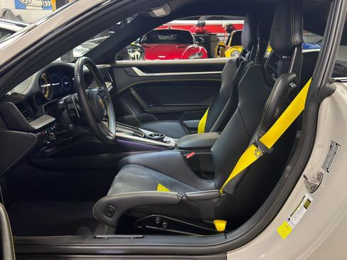 Used 2022 Porsche 911 Turbo S AWD/4WD image 19