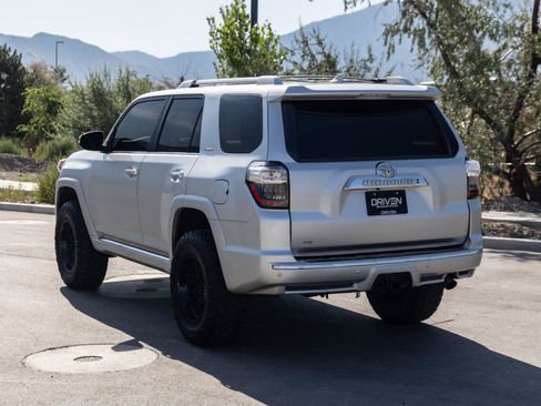 Used 2017 Toyota 4Runner Limited AWD/4WD image 5