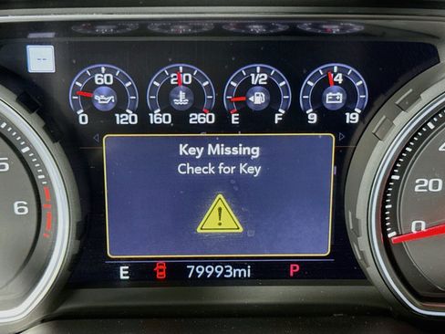 Used 2021 Chevrolet Tahoe High Country w/ Premium Package RWD image 16