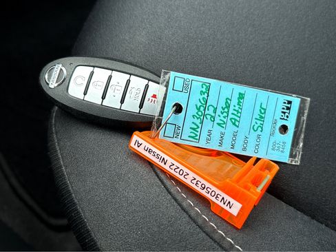 Used 2022 Nissan Altima 2.5 SV image 32