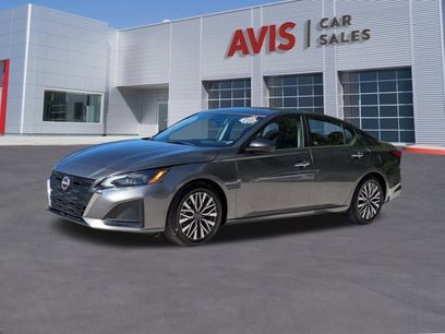 Used 2024 Nissan Altima 2.5 SV