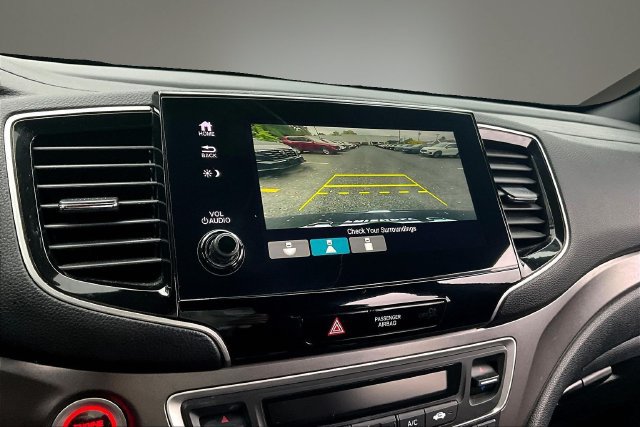 Used 2021 Honda Passport Sport image 14