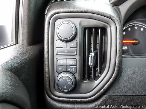 Used 2025 Chevrolet Silverado 2500 Custom w/ Custom Value Package AWD/4WD image 19