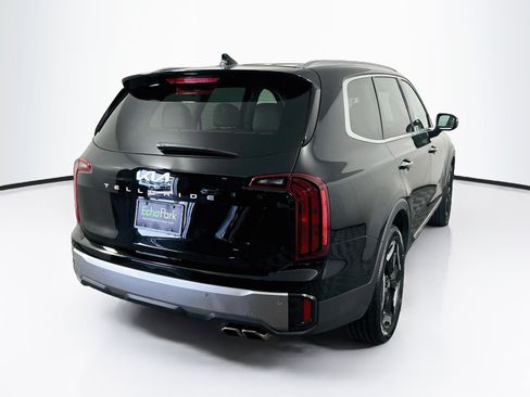 Used 2025 Kia Telluride S FWD image 9