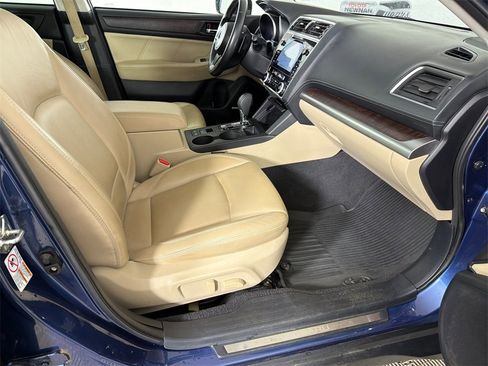 Used 2019 Subaru Outback 3.6R Limited w/ Popular Package #2 image 15