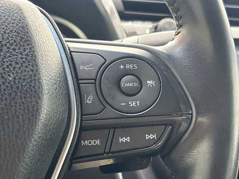 Used 2018 Toyota Camry SE image 20