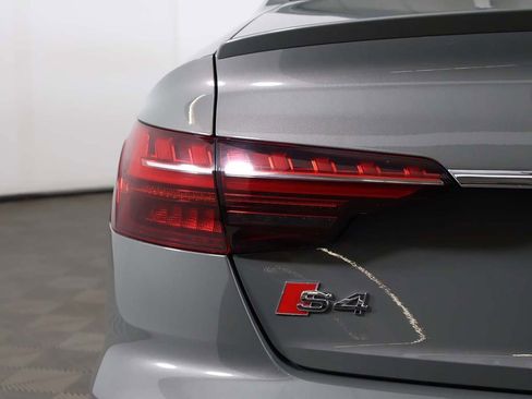 Used 2023 Audi S4 Premium Plus image 18