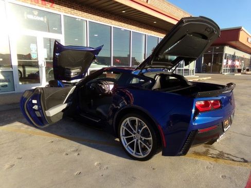 Used 2018 Chevrolet Corvette Grand Sport image 13
