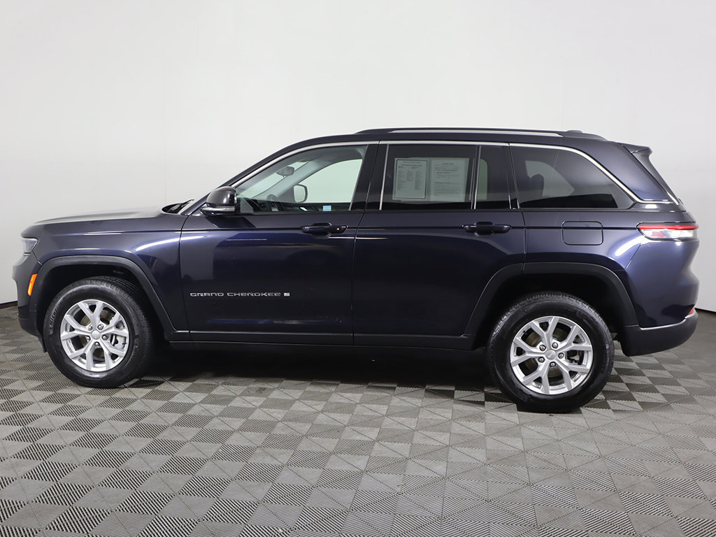 Used 2023 Jeep Grand Cherokee Limited AWD/4WD image 18