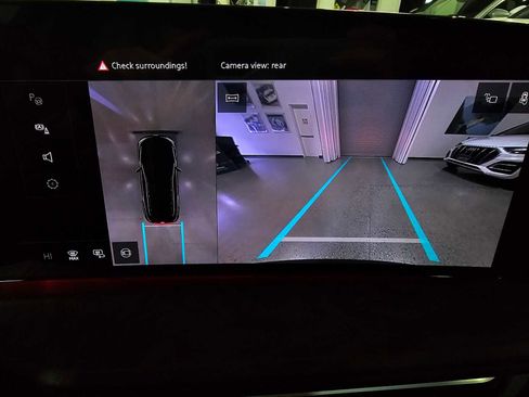 New 2025 Audi Q5 Prestige image 24