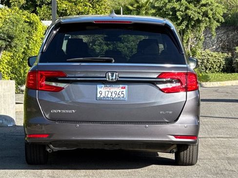 Certified 2024 Honda Odyssey Elite image 5