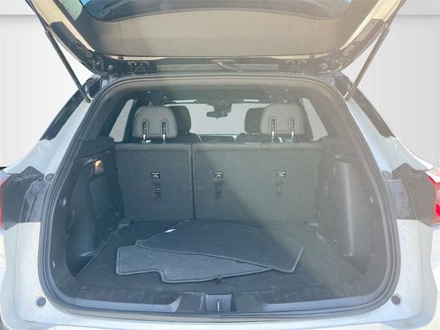 Used 2024 Chevrolet TrailBlazer RS w/ Driver Confidence Package image 24