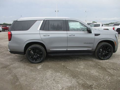 New 2026 GMC Yukon Elevation w/ Elevation Premium Package AWD/4WD image 3
