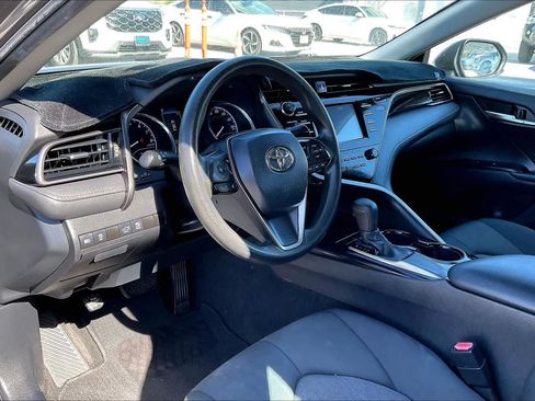 Used 2020 Toyota Camry LE FWD image 2