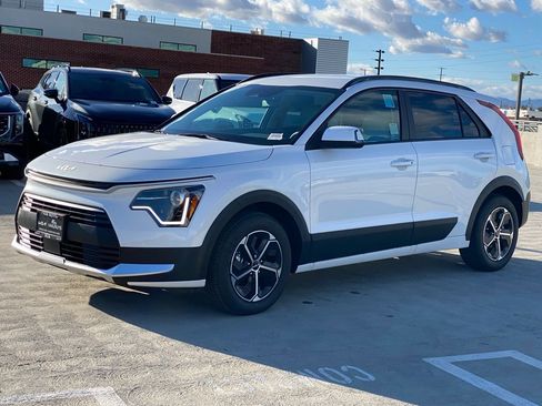 New 2026 Kia Niro EX image 7