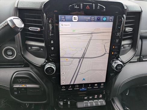 Used 2024 RAM 2500 Limited AWD/4WD image 13