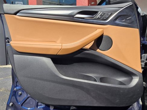 Used 2022 BMW X4 xDrive30i w/ Premium Package Essential image 17