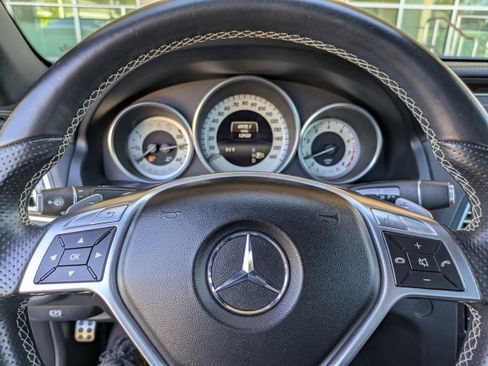 Used 2017 Mercedes-Benz E 550 Cabriolet image 21