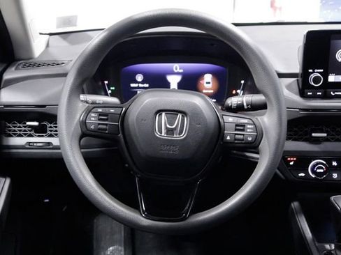 Certified 2023 Honda Accord EX image 15