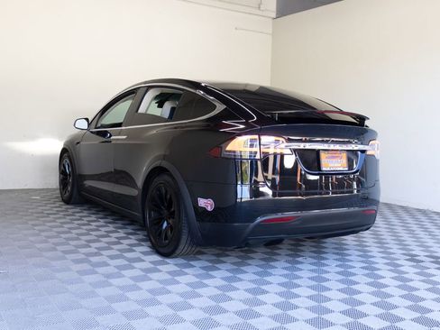 Used 2019 Tesla Model X Performance AWD/4WD image 13