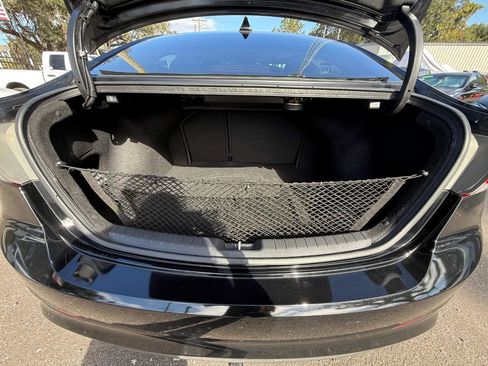 Used 2017 Hyundai Elantra Limited w/ Limited Tech Package 04 image 23