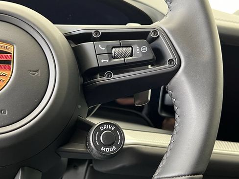 Used 2026 Porsche Cayenne E-Hybrid Coupe AWD/4WD image 9