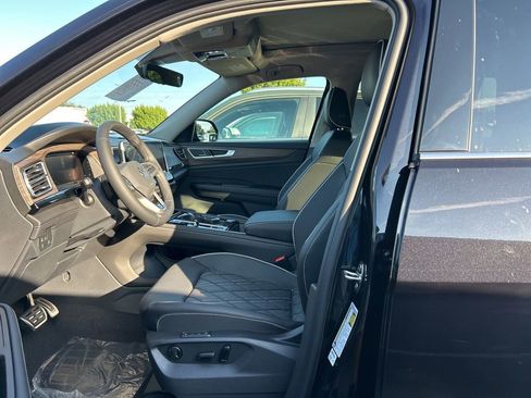 New 2026 Volkswagen Atlas SEL Premium R-Line image 15