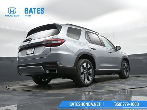 New 2026 Honda Pilot Touring image 45