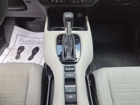 Used 2023 Honda HR-V LX image 25