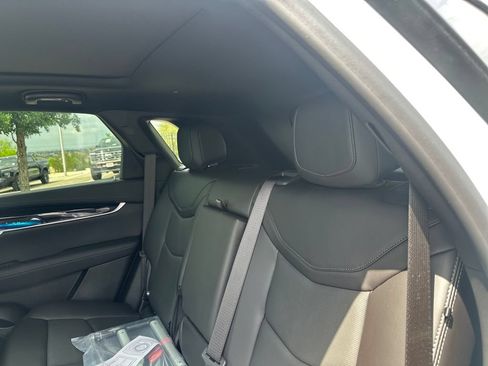 New 2026 Cadillac XT5 Premium Luxury w/ LPO, ONYX Package FWD image 21