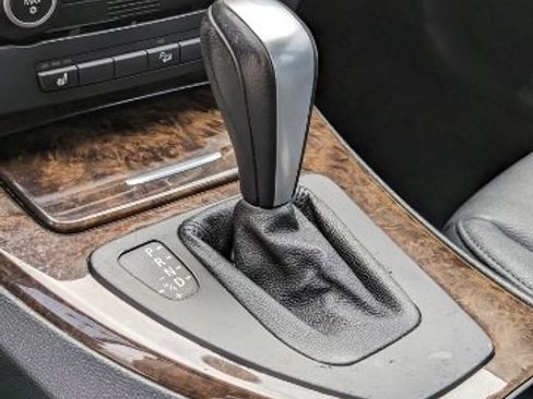 Used 2009 BMW 328i xDrive Sedan image 10