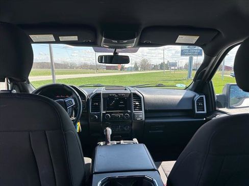 Used 2018 Ford F150 XLT w/ Equipment Group 302A Luxury image 17