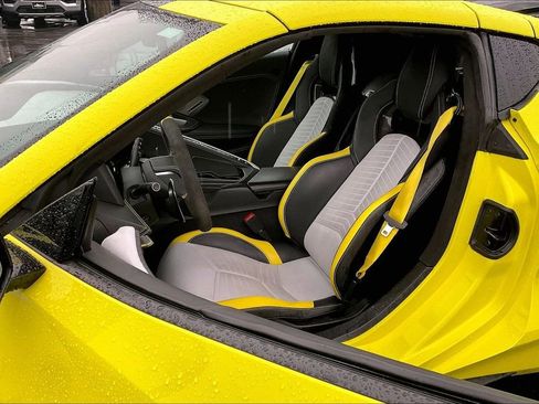 Used 2022 Chevrolet Corvette Stingray Premium Cpe image 15