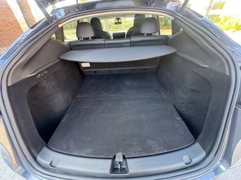 Used 2024 Tesla Model Y Long Range RWD image 42
