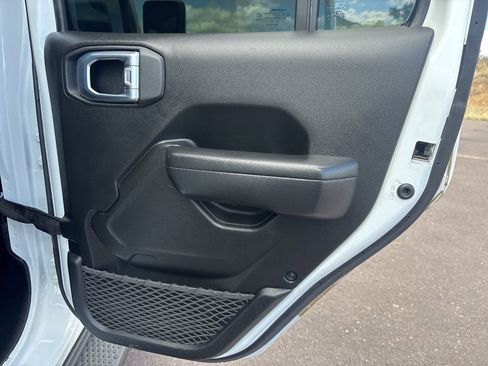 Used 2021 Jeep Wrangler Unlimited Sport image 16