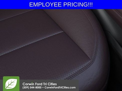 New 2026 Ford Explorer Platinum w/ LUX Leather Package AWD/4WD image 16
