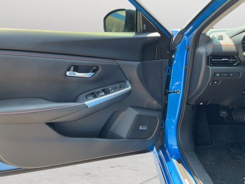 Certified 2024 Nissan Sentra SR w/ SR Premium Package FWD image 18