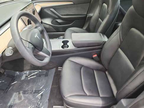 Used 2023 Tesla Model 3 Standard Range RWD image 15